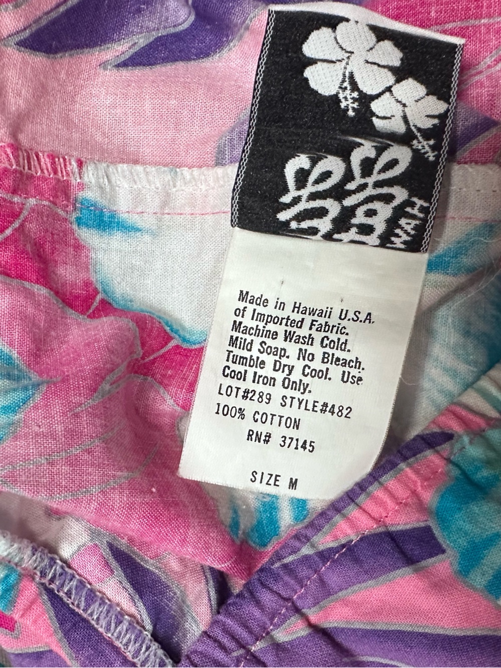 Hilo Hattie floral Hawaiian Dress - Picture 6 of 6